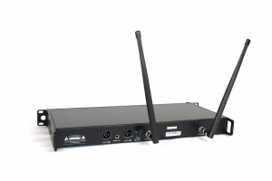RFIntell QL7R/T1-B 720,500-754,000 МГц 2-канальная радиосистема с 2-мя ручными микрофонами в Смоленской области
